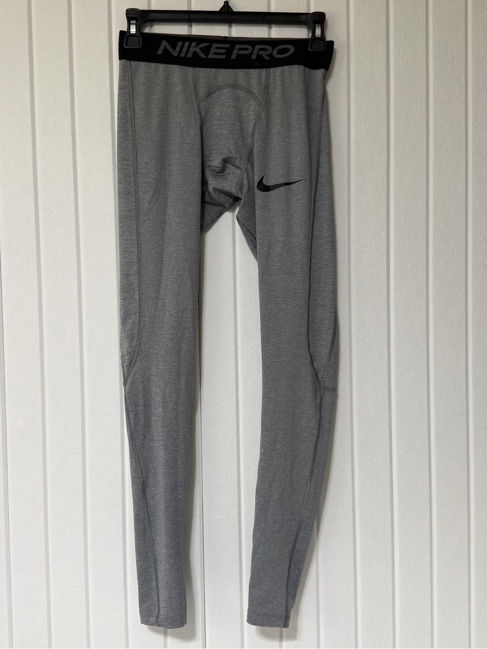 Nike Light Gray Pro Compression Leggings - NWOT